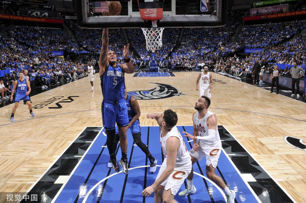 教练席的赛 教练席的赛